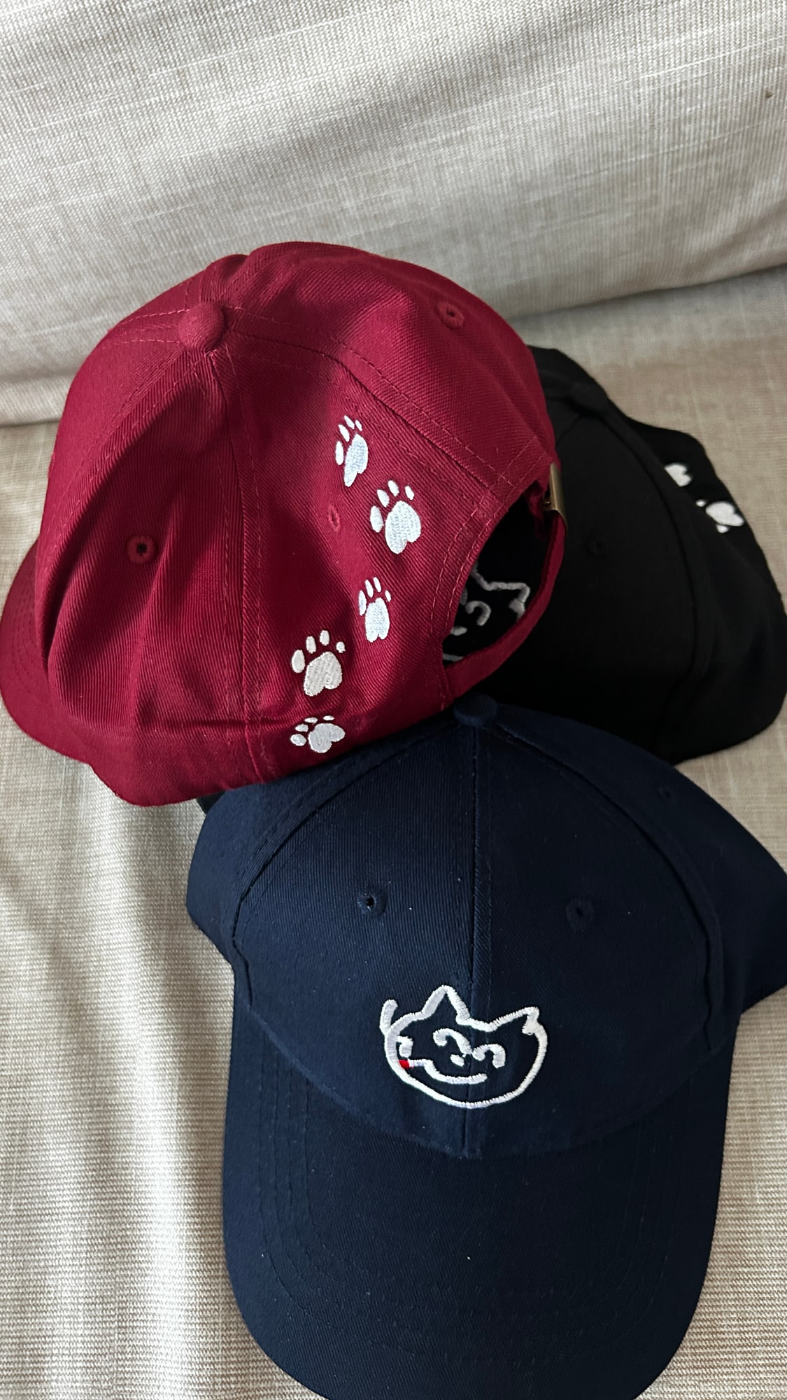 【笑貓笑狗鴨舌帽】這裡購買